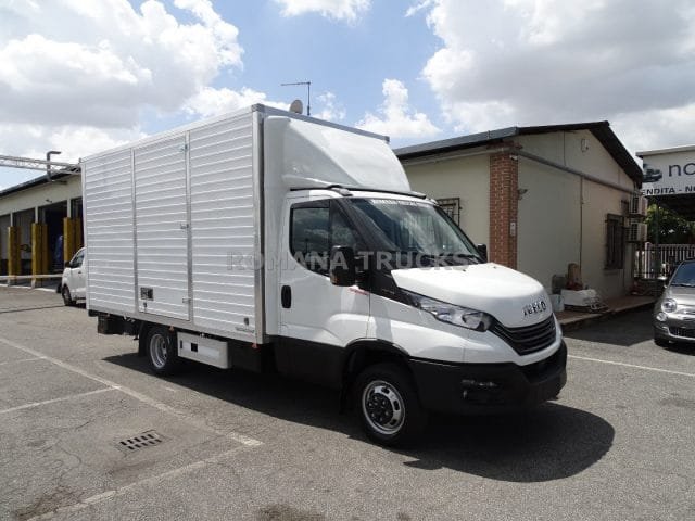 Iveco Daily con sponda